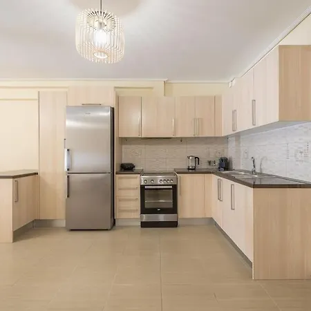 Apartment Pame - 1bd Piraiki Home, 5 Min To The Sea