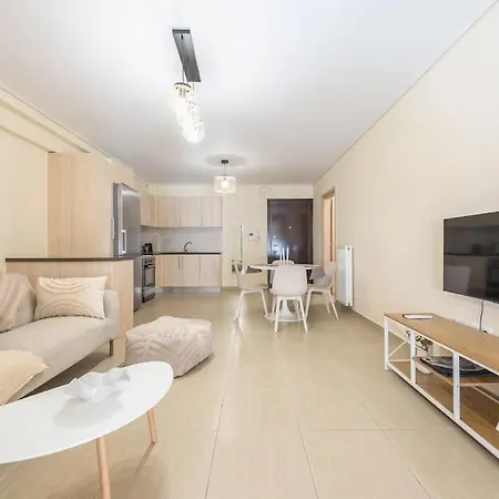 Pame - 1bd Piraiki Home, 5 Min To The Sea