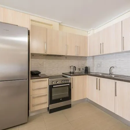 Apartment Pame - 1bd Piraiki Home, 5 Min To The Sea *